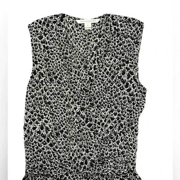 Diane Von Furstenberg Sleeveless JUMPSUIT Silk SIZE 4 BLACK White - Picture 2 of 8